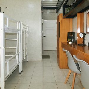 Mixed Dormitory Room